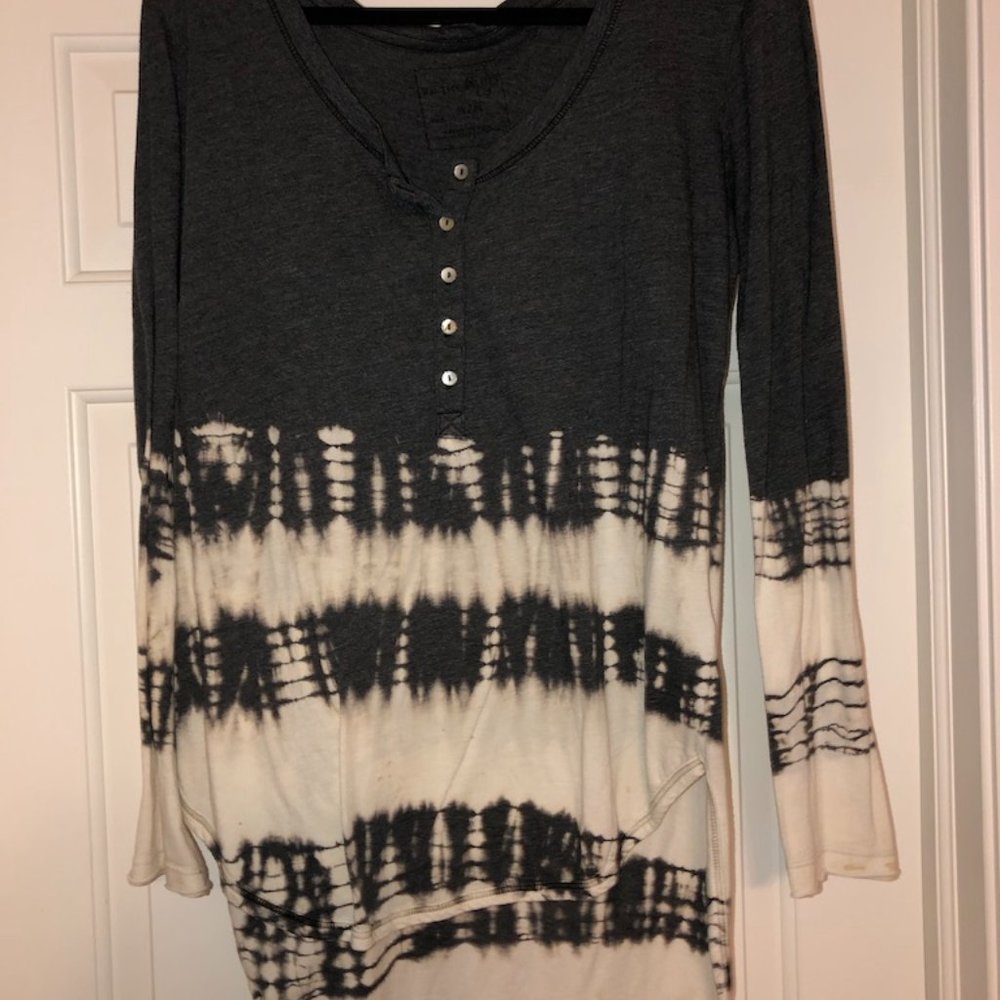 Hensley long sleeve tie dye